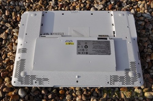 9 9