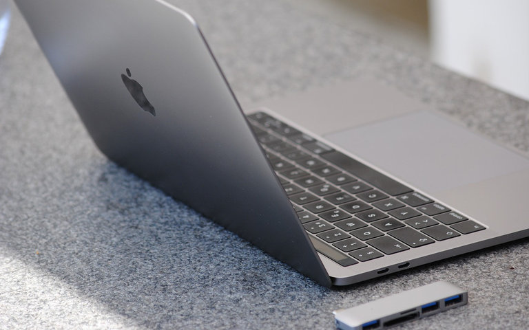 macOS