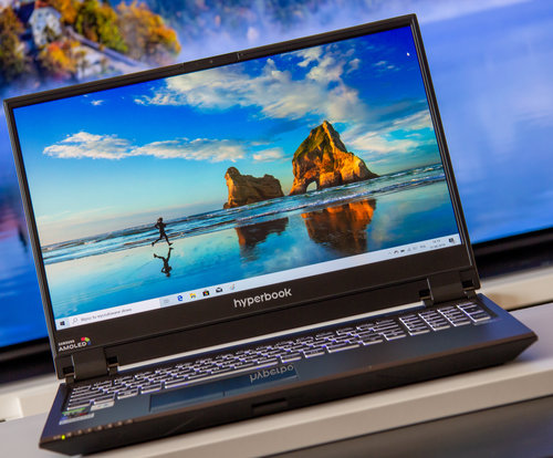 Hyperbook SL504 OLED / fot. techManiaK.pl