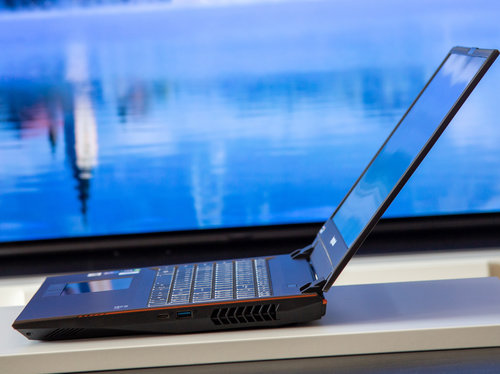 Hyperbook SL504 OLED / fot. techManiaK.pl