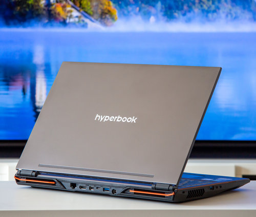 Hyperbook SL504 OLED / fot. techManiaK.pl