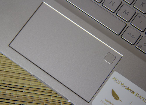 ASUS VivoBook S14 S433JQ / fot. techManiaK.pl