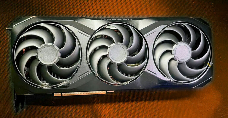 AMD Radeon RX 9070 XT