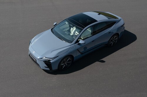Lexus rozwija systemy bezpieczeństwa