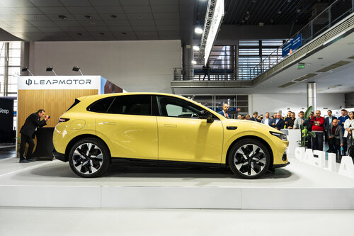 Leapmotor B05 wjeżdża do Europy