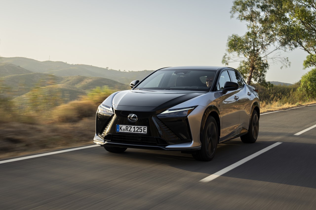 Lexus nie opiera już gamy na limuzynach. SUV-y zdominowały portfolio marki